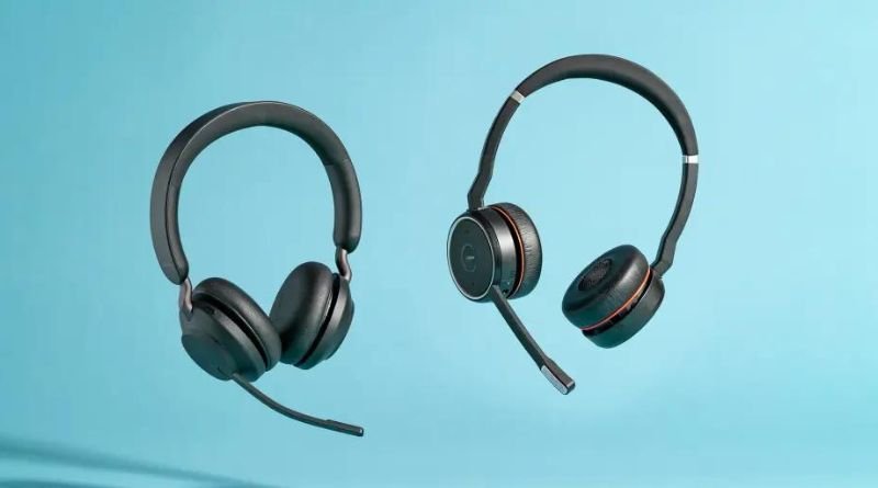 The 5 Best Headsets for Conference Calls in 2023